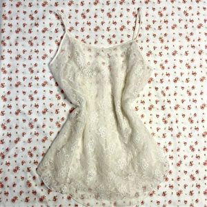 Victoria’s Secret white lace slip camisole top size M